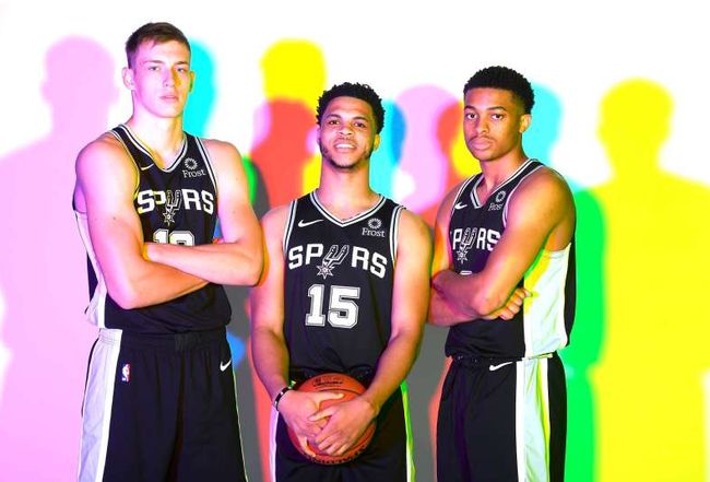 更是一次关 更是一次关