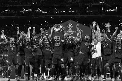 士的战术框 士的战术框